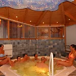 玛格利特浴池休闲酒店 3*